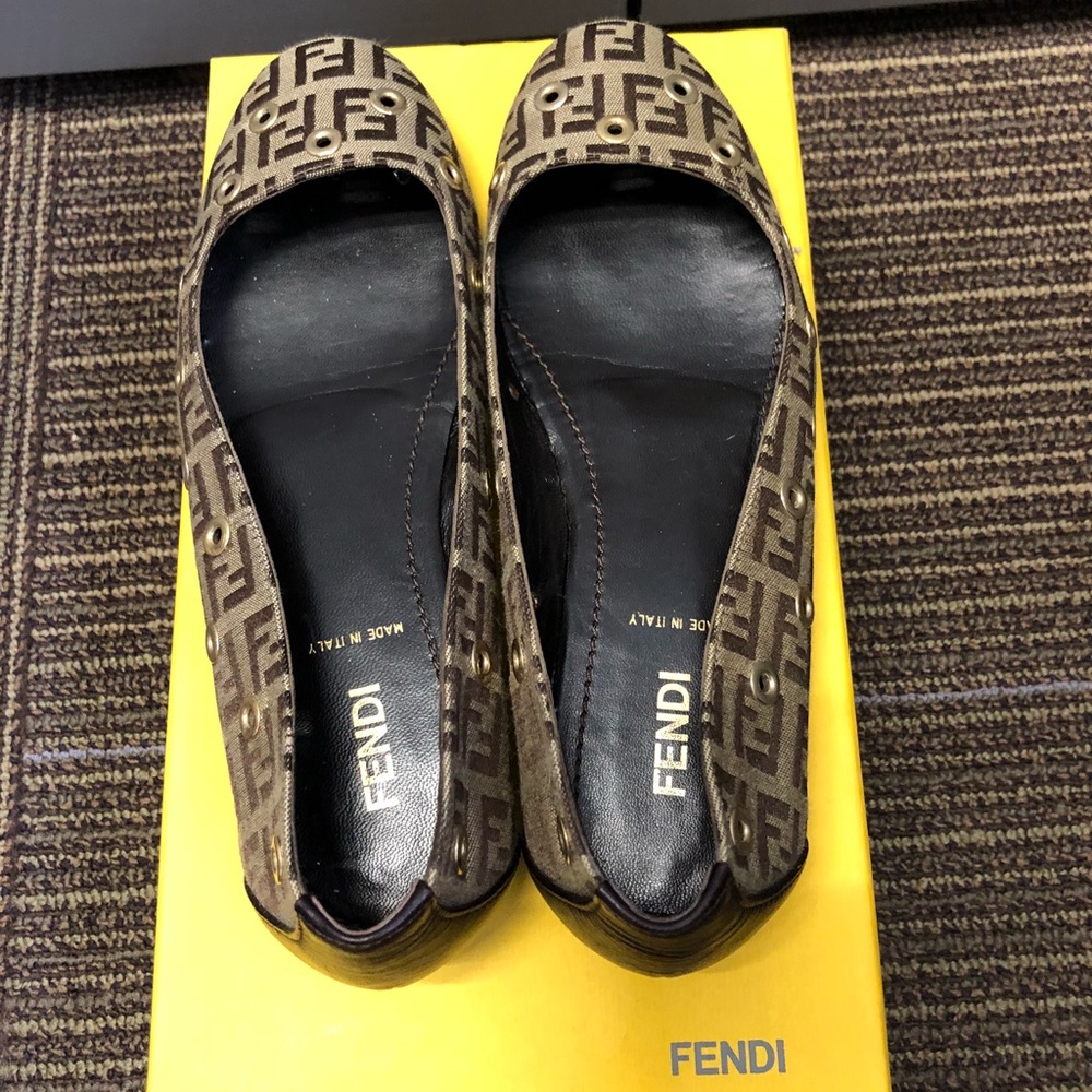 Brown Fendi Flats